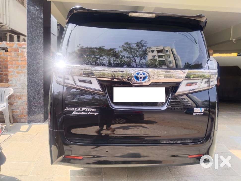 Toyota Vellfire 2.5 Executive Lounge, 2020, Petrol