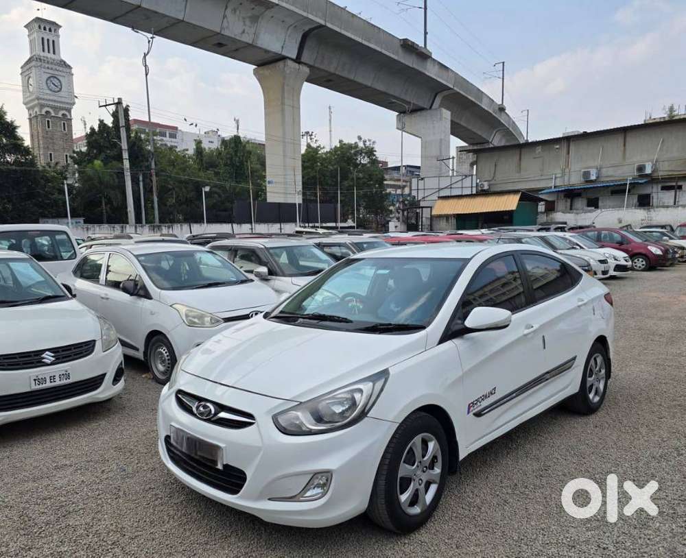 Hyundai Fluidic Verna 1.6 Vtvt S, 2012, Petrol