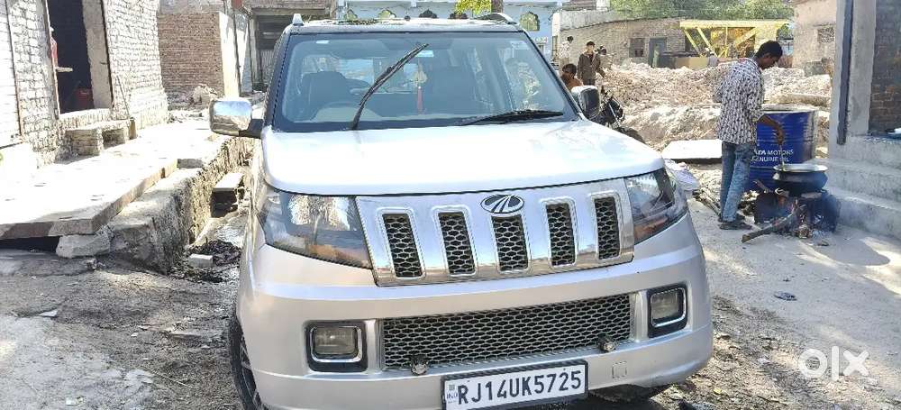 Mahindra Tuv 300 2017 Diesel 100000 Km Driven