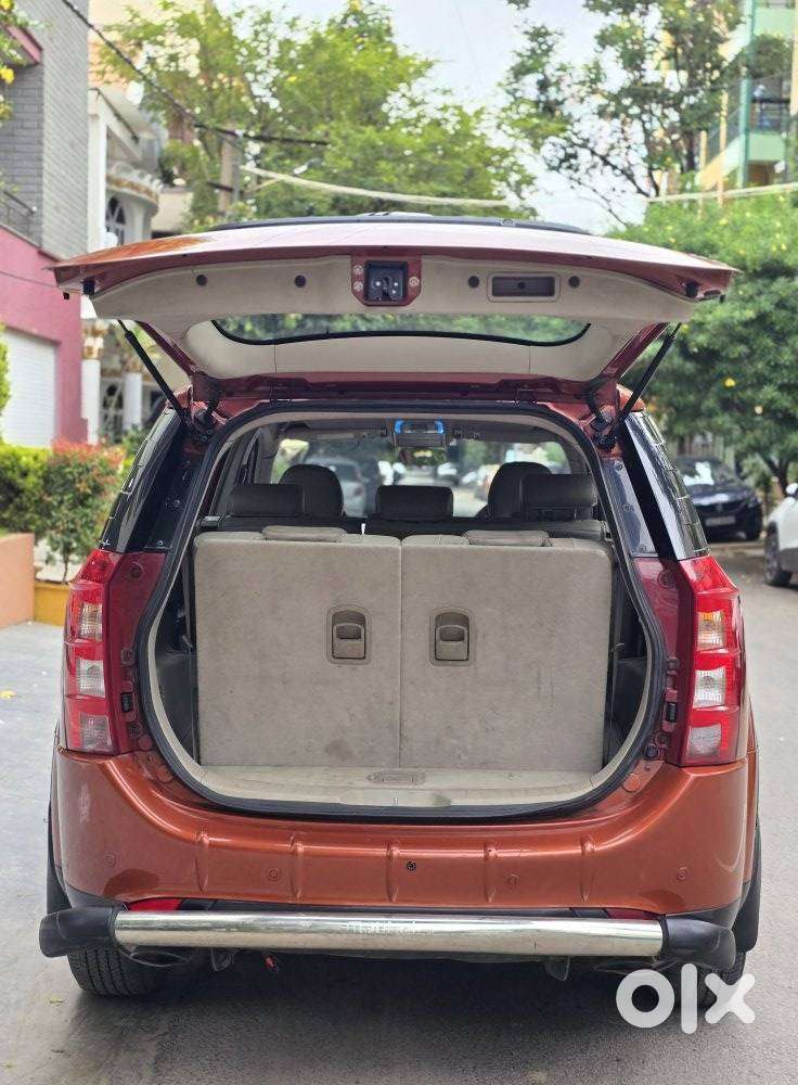 Mahindra Xuv500 W8, 2016, Diesel