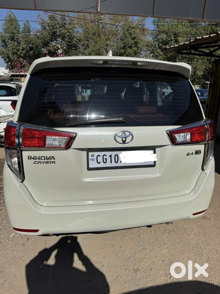 Toyota Innova Crysta