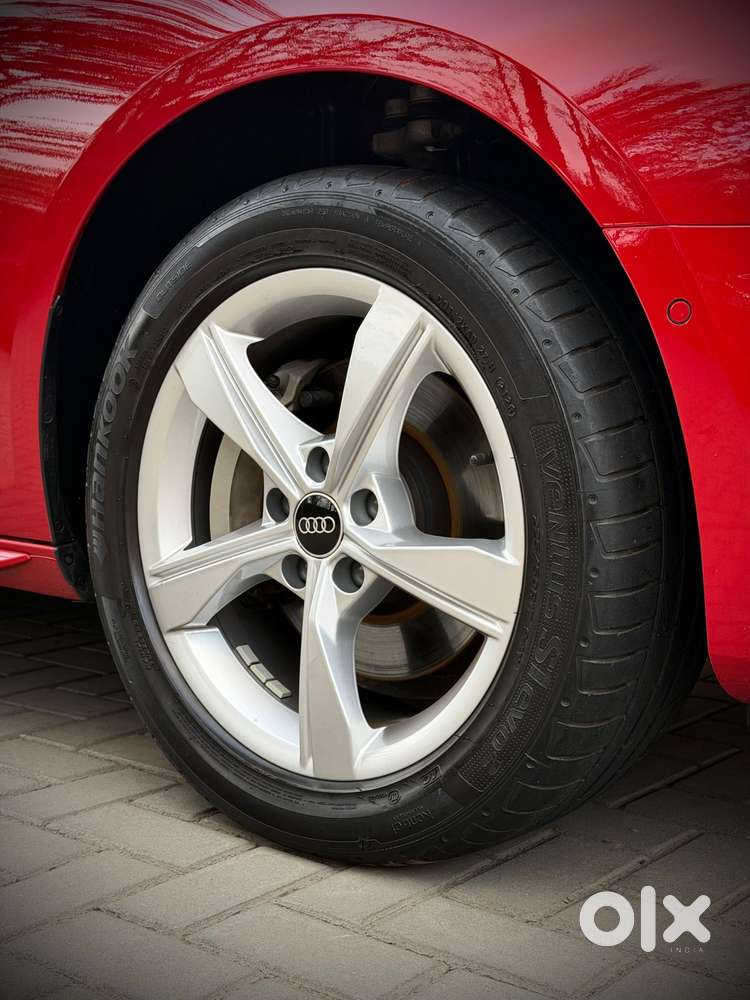 Audi A4 2.0 Technology 40 Tfsi, 2024, Petrol