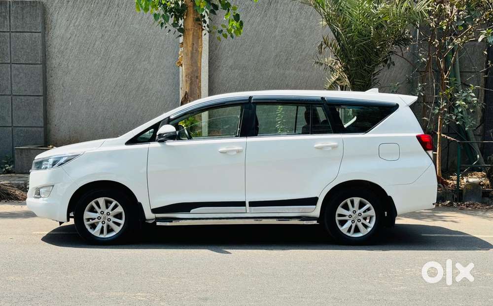 Toyota Innova Crysta [2020-ongoing] 2.4 Gx 8 Str, 2020, Diesel