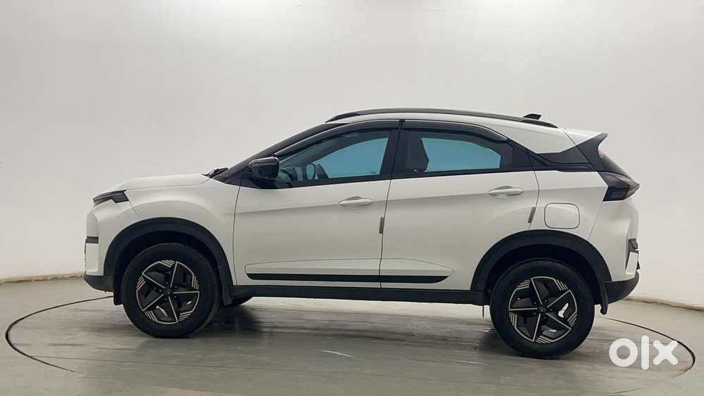 Tata Nexon Creative Plus 1.2 Revotron Petrol 6 Mt, 2024, Petrol