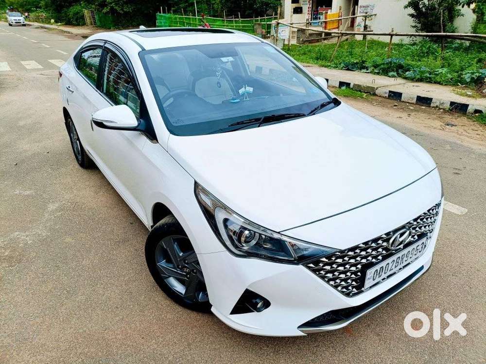Hyundai Verna 1.5 Sx Petrol Mt, 2021, Petrol