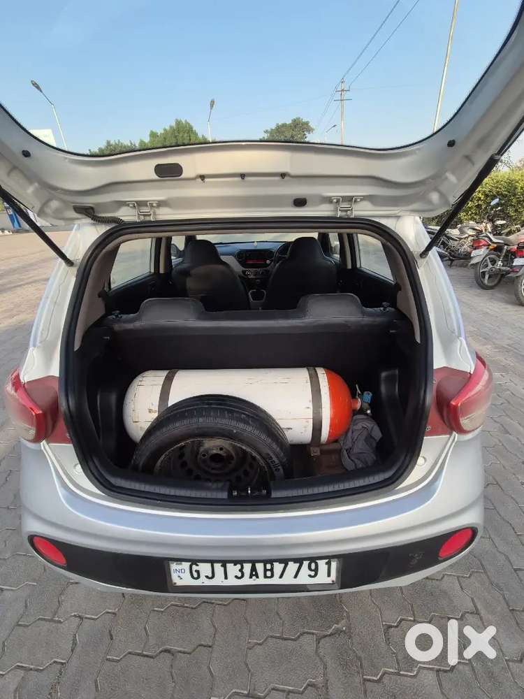 Hyundai I10 2017 Cng & Hybrids 72500 Km Driven