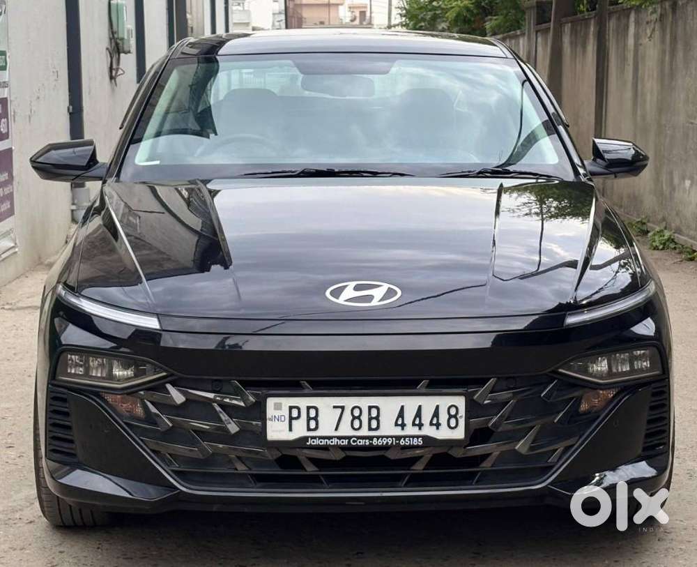 Hyundai Verna, 2025, Petrol