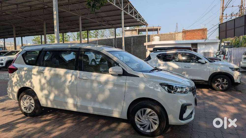 Maruti Suzuki Ertiga Vxi Abs Bs Iv, 2024, Petrol