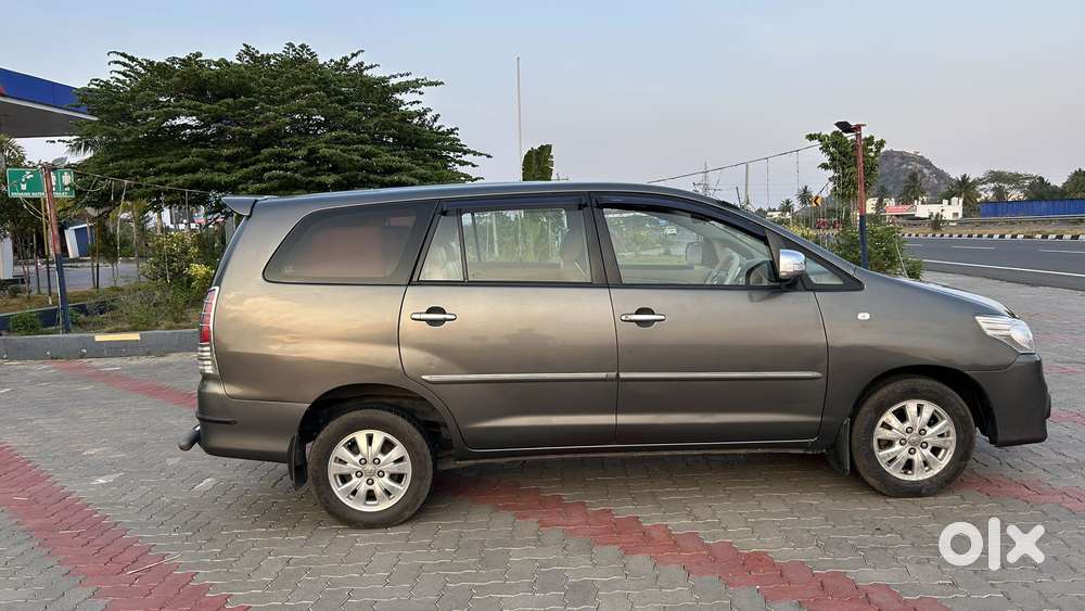Toyota Innova 2009-2011 2.5 Ev Cs 7 Str Bsiv, 2009, Diesel