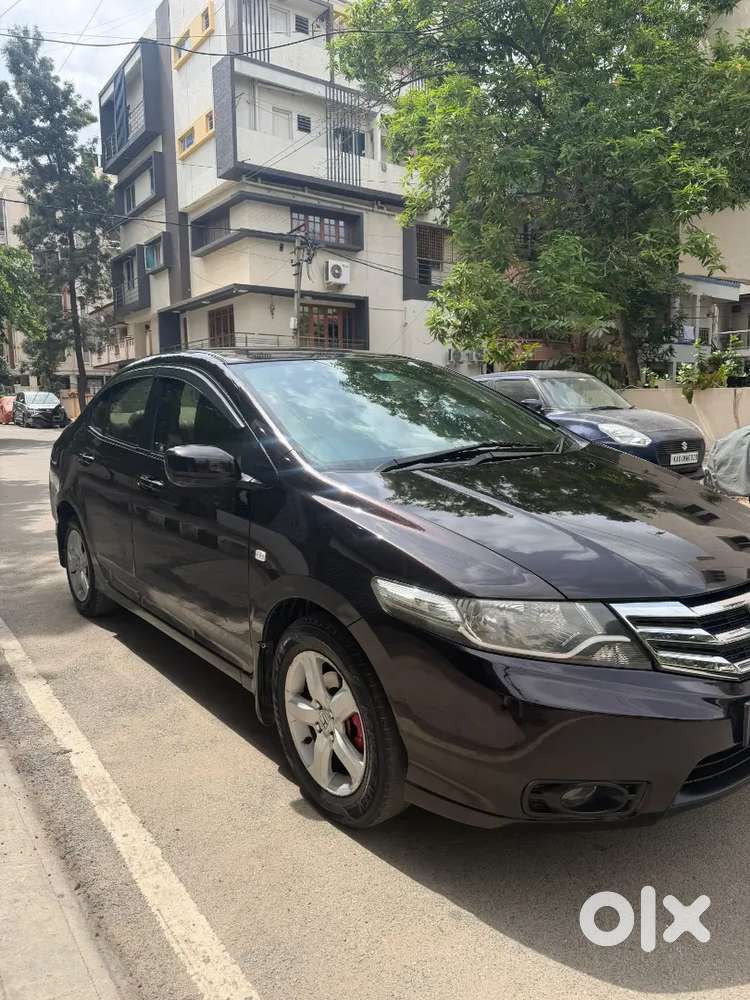 Honda City Petrol Manual 3rd 2013 smt well maintained insurance valid