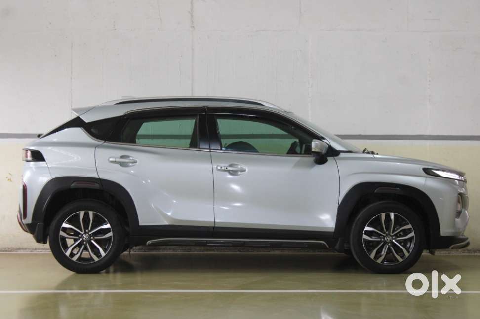 Toyota Urban Cruiser Taisor V 1.0 Petrol Mt, 2024, Petrol