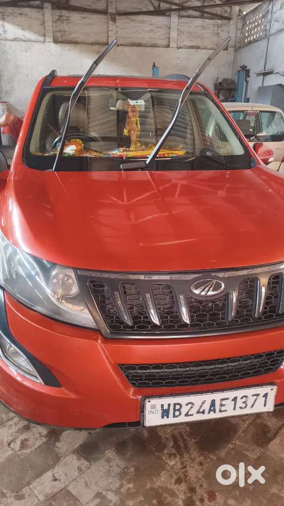 Mahindra Xuv500 2.2 W10 2015 All Papers Ok Tax Till 2030