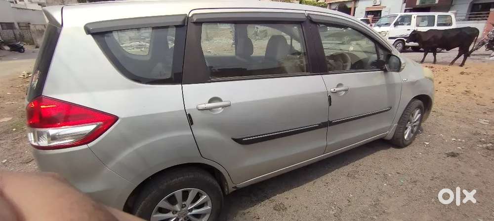 Maruti Suzuki Ertiga Zxi 2015 Petrol