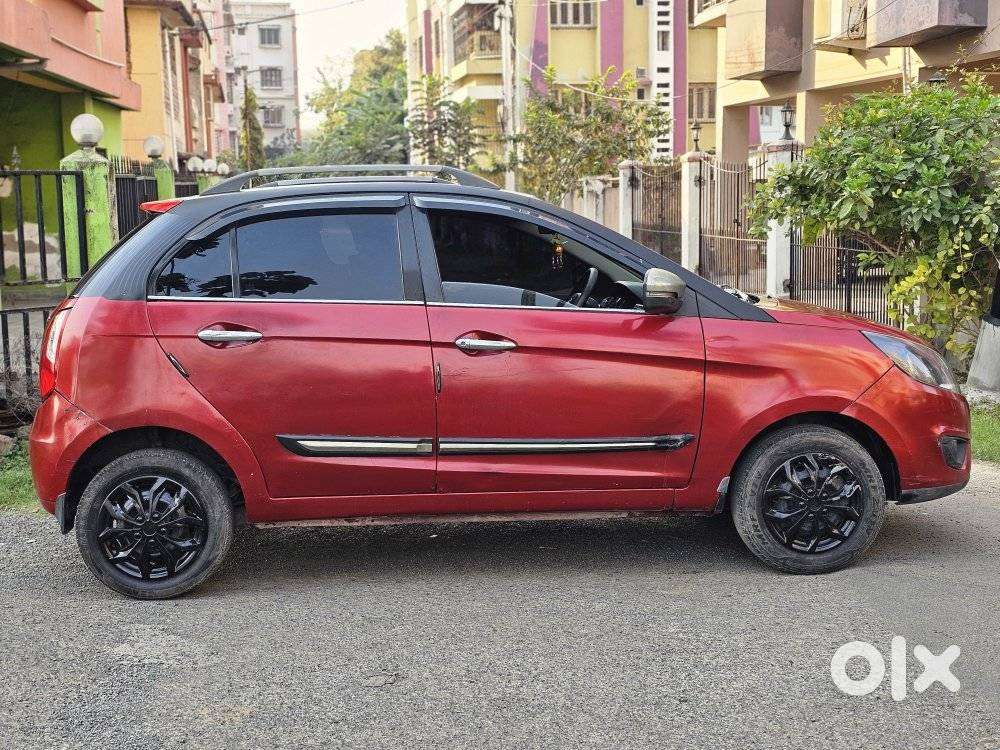 Tata Bolt Revotron Xms, 2015, Petrol