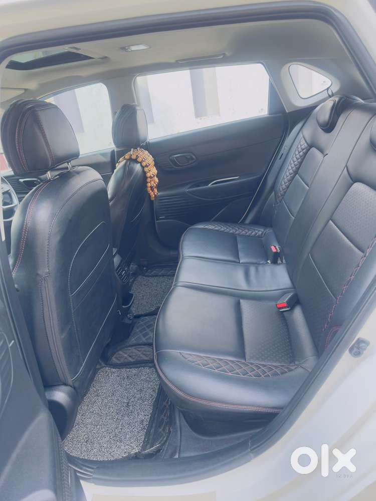 Premium Boss Sound System  1st Owner Single Hand Car  Cruise Control