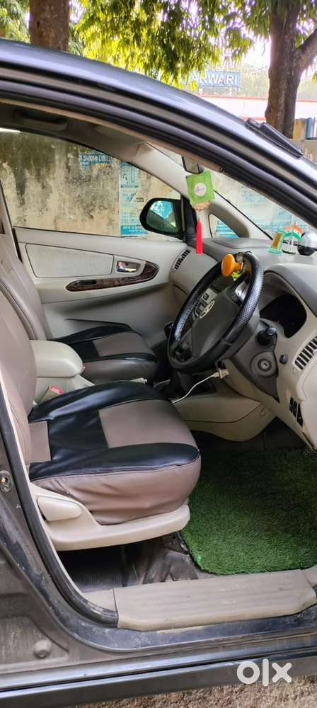 Toyota Innova 2012 Km Driven 134000