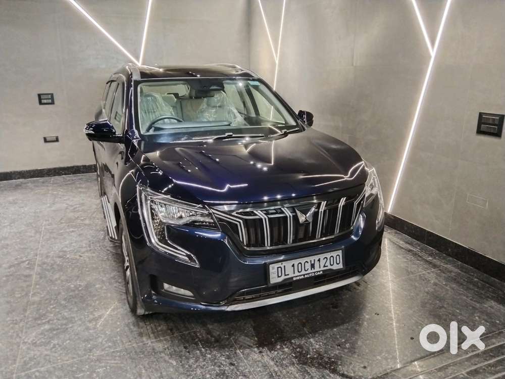 Mahindra Xuv700 2.0 Ax 7 Petrol At Luxury Pack Str, 2023, Petrol
