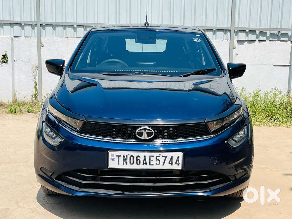 Toyota Innova Crysta 2.4 V, 2016, Diesel
