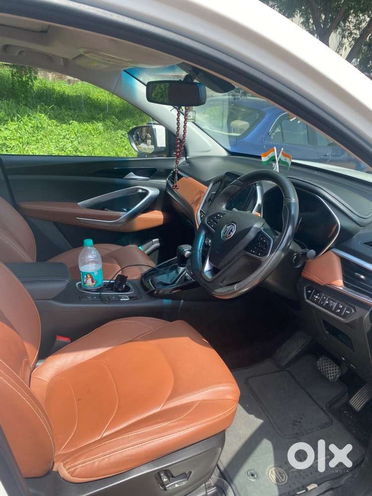 Mg Hector Plus 2022