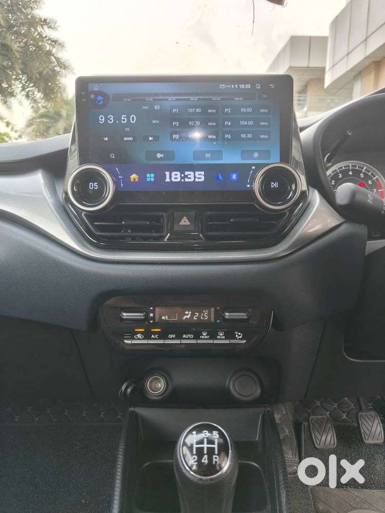 Maruti Suzuki Baleno Sigma, 2025, Petrol