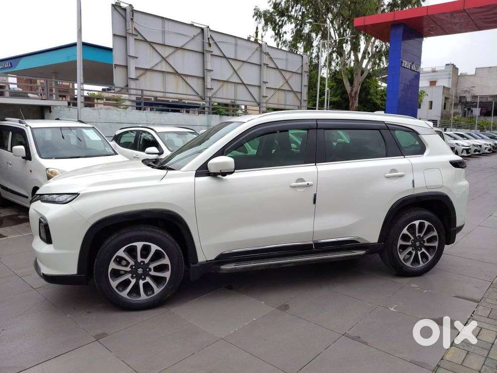Maruti Suzuki Grand Vitara 1.5 Alpha Smart Hybrid At, 2023, Petrol