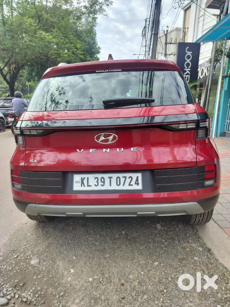 Venue Diesel Full Option