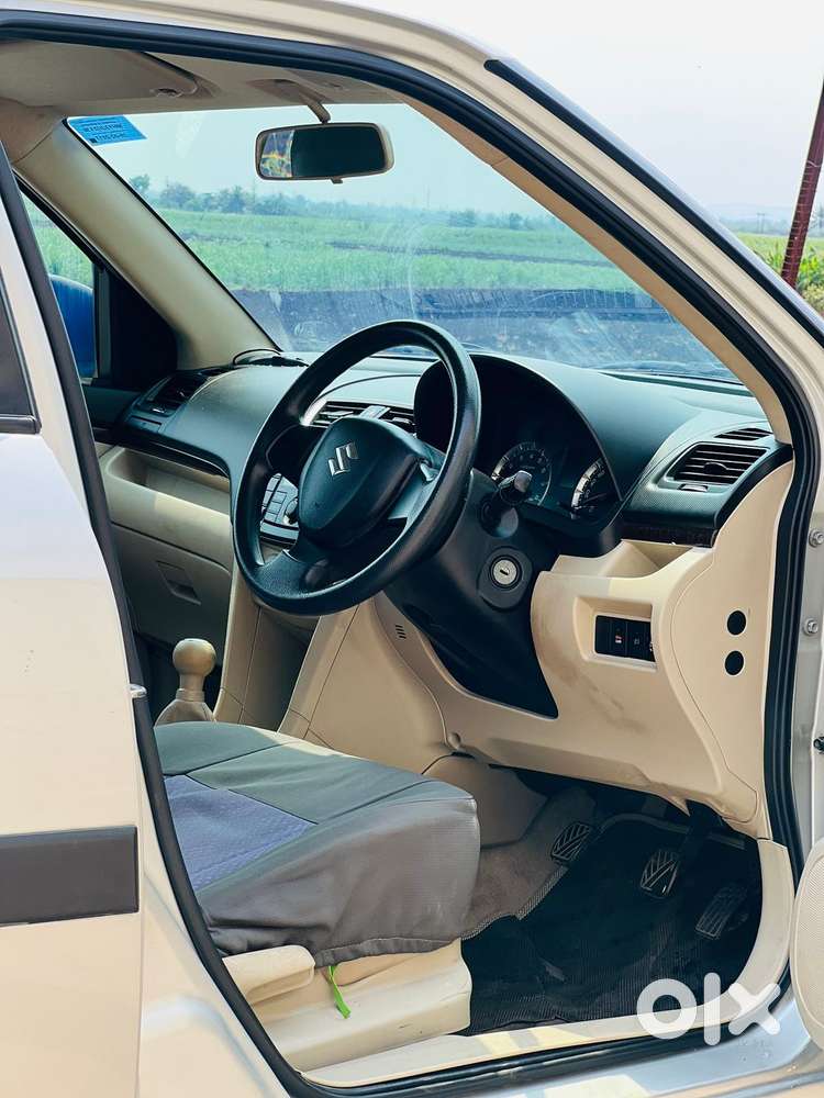 Maruti Suzuki Dzire 1.2 Vxi, 2013, Petrol
