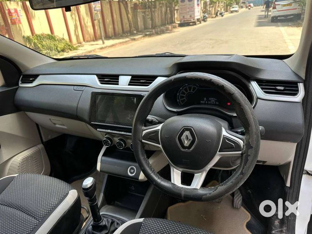 Renault Triber Rxz, 2019, Petrol