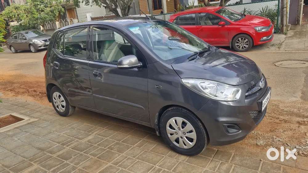 Hyundai I10 Sportz 2011 Petrol