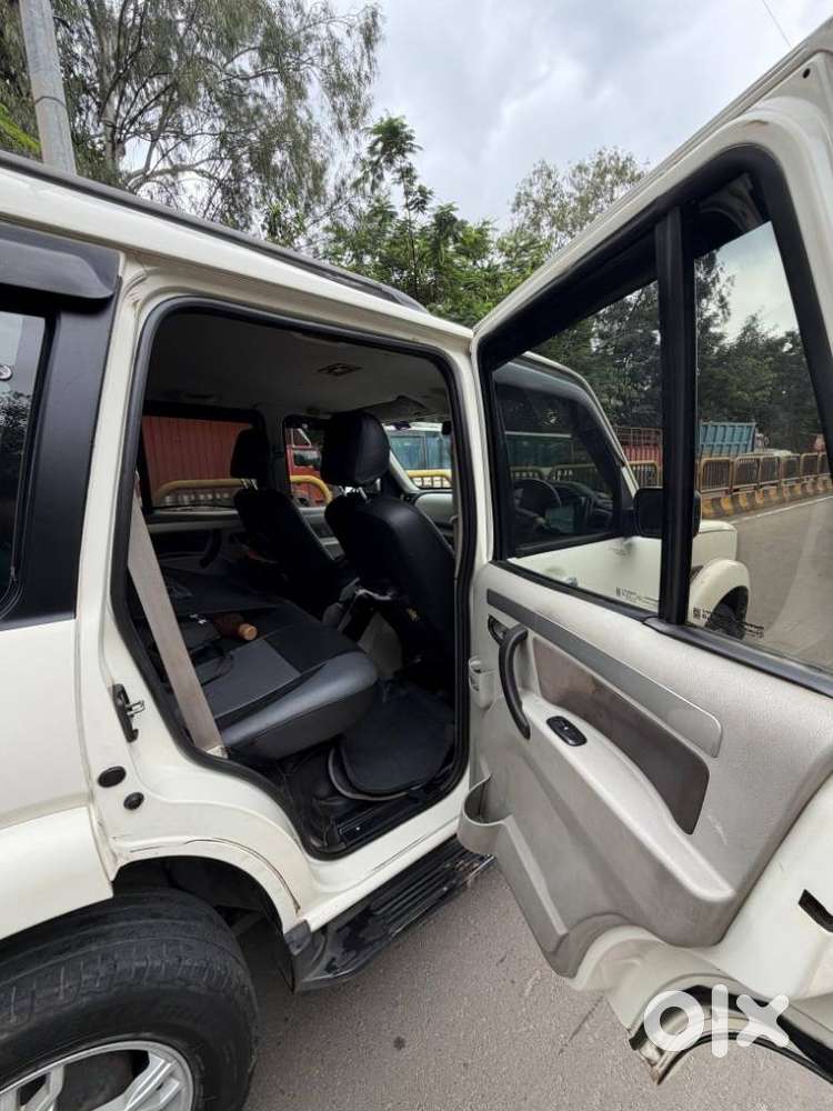 Mahindra Scorpio S10, 2014, Diesel