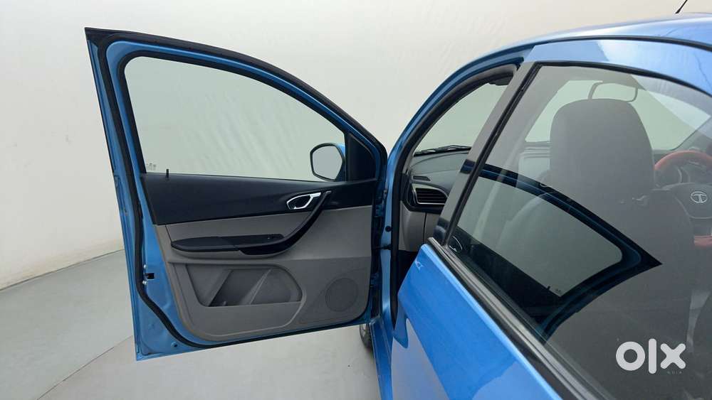 Tata Tiago Xz, 2017, Petrol