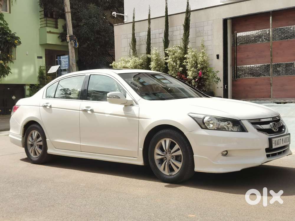 Honda Accord 2.4 Manual, 2013, Petrol