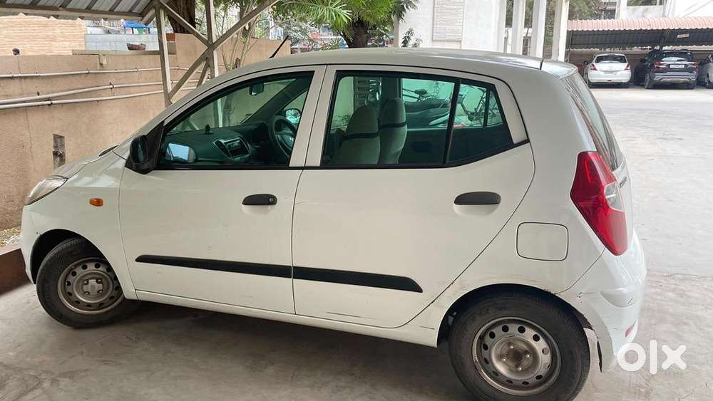 Hyundai I10 2011 Petrol 70000 Km Driven