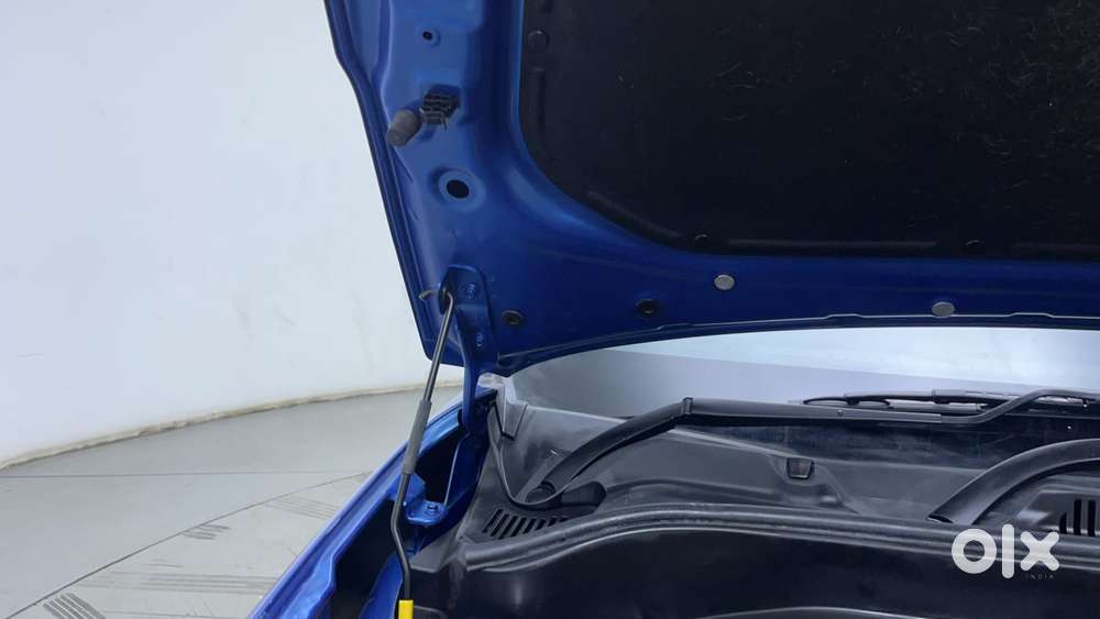 Tata Punch 1.2 Revotron Creative Amt Dual Tone, 2022, Petrol