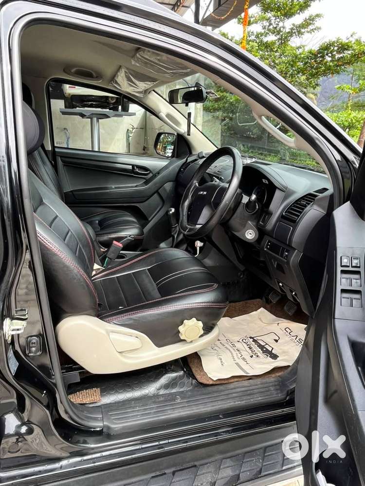 Isuzu D-max V-cross 2024