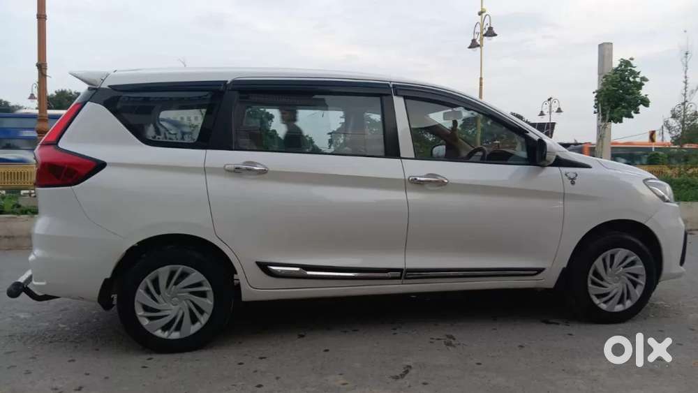 Maruti Suzuki Ertiga Vxi Cng, 2024, Cng & Hybrids