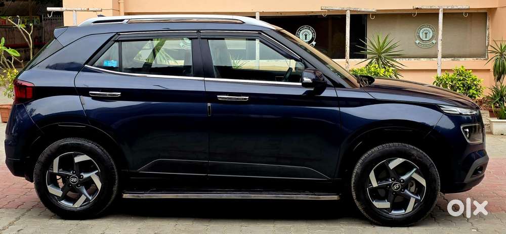 Hyundai Venue Sx Dual Tone Turbo, 2019, Petrol