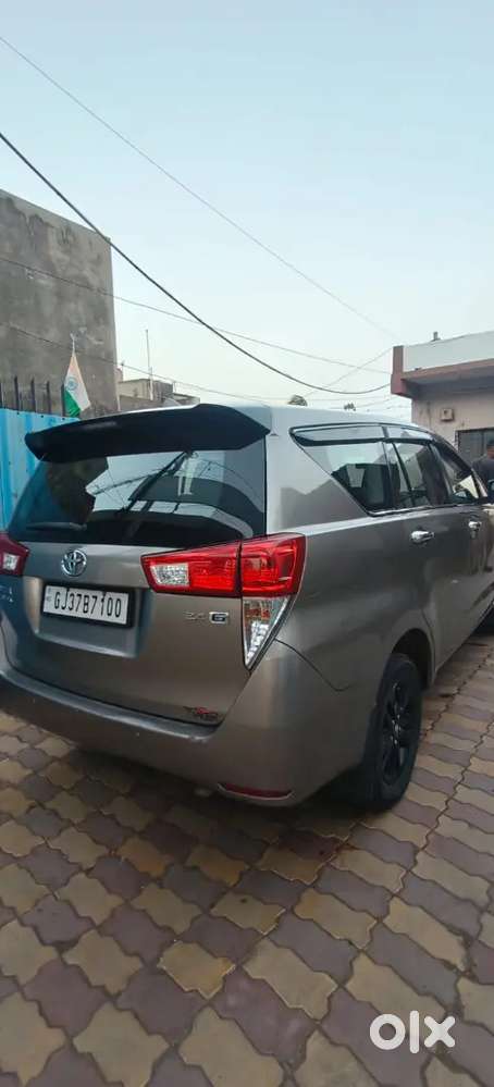 Toyota Innova Crysta 2017