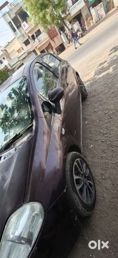 Fiat Punto 2011 Diesel 70000 Km Driven