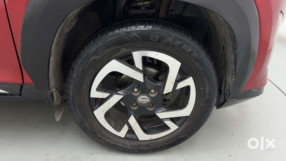 Nissan Magnite 1.0 Xv, 2023, Petrol