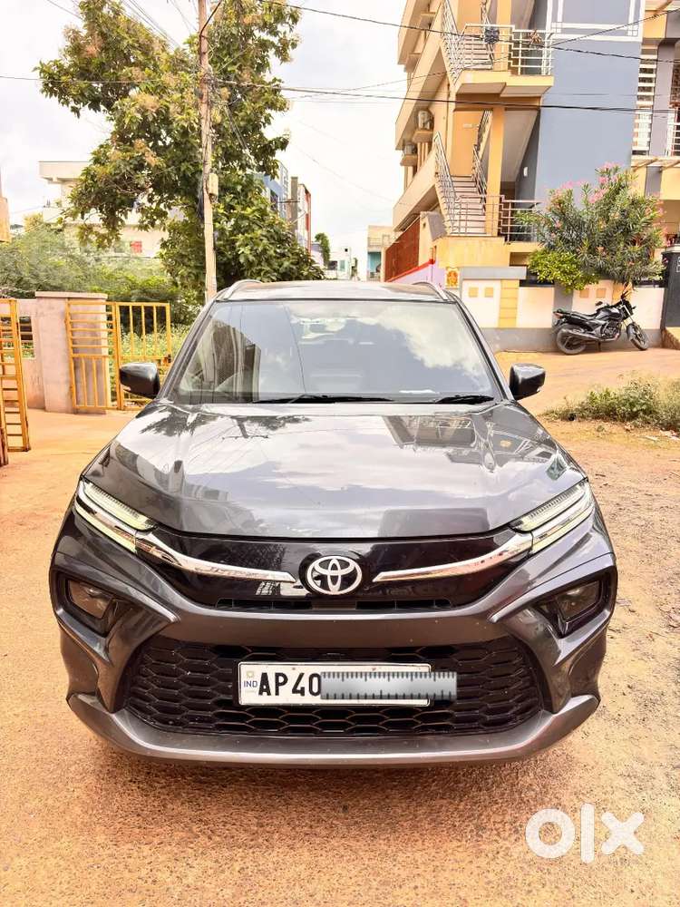 Toyota Urban Cruiser 2024 Drive