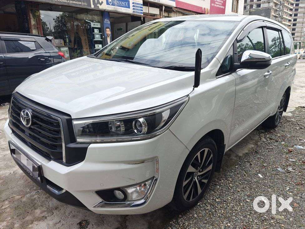 Toyota Innova Crysta 2.4 Z 7 Str, 2023, Diesel