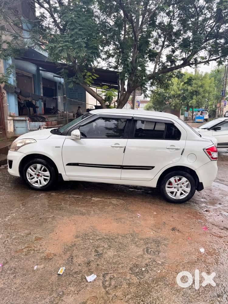 Maruti Suzuki Swift Dzire 2013 Diesel 118296 Km Driven
