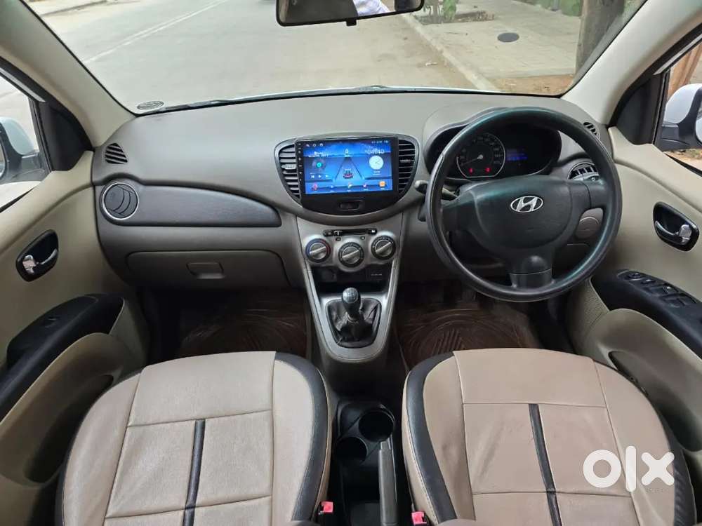 Hyundai I10 Sportz Petrol 2011