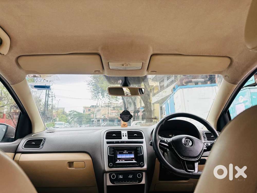 Volkswagen Vento 1.2 Tsi Highline At, 2016, Petrol