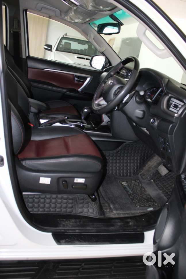 Toyota Fortuner Legender 4x2 At 2.8, 2024, Diesel