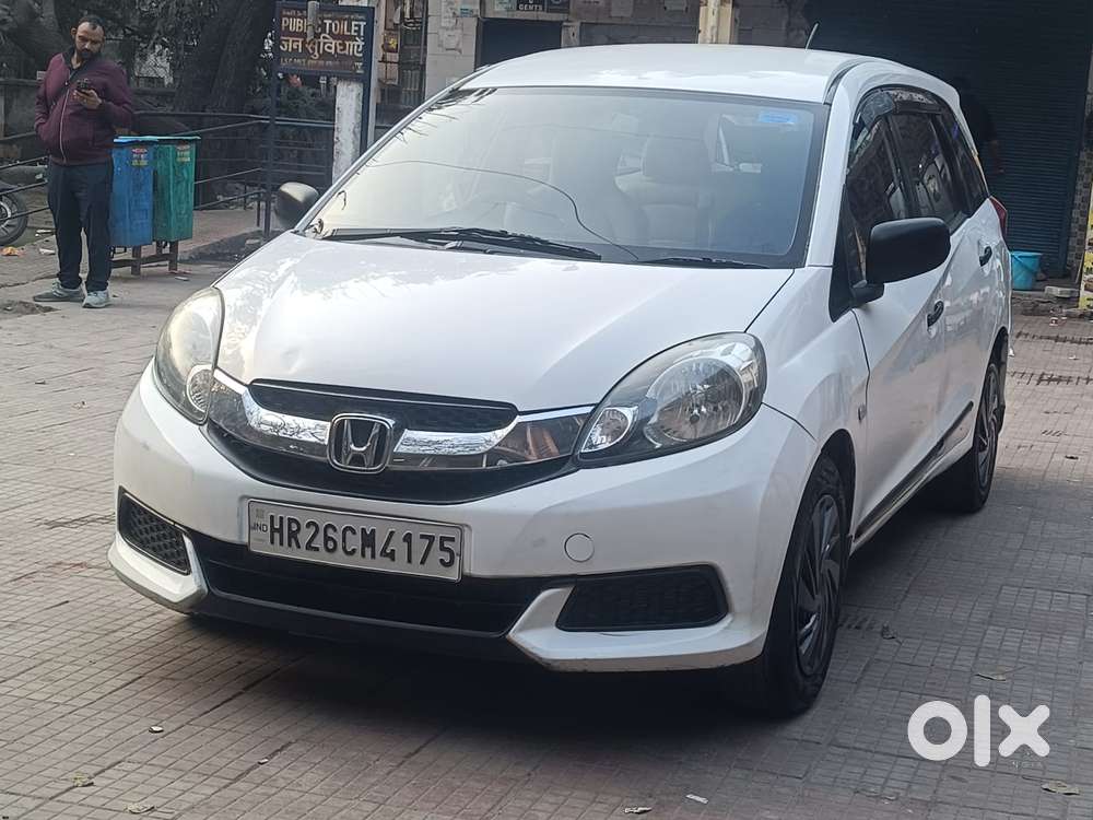Honda Mobilio 1.5 S I-vtec Mt, 2015, Petrol