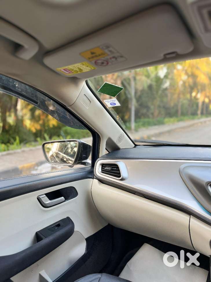 Tata Altroz Xz Plus (s) Icng, 2024, Petrol
