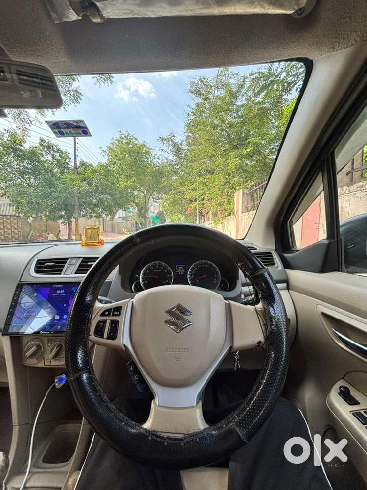 Maruti Suzuki Ertiga 2018 Petrol & Cng