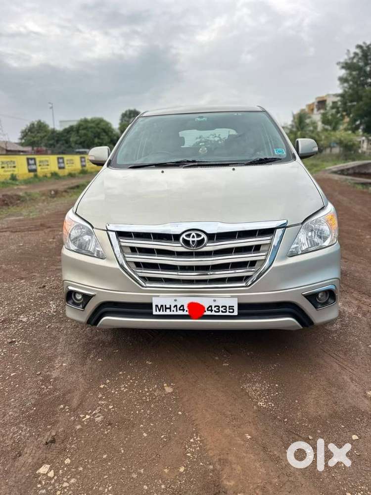 Toyota Innova 2.5 V 8 Str, 2016, Diesel